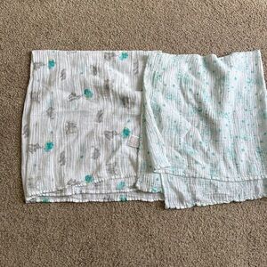 Set Of 2 aden + anais Disney Baby Blanket Flying Dumbo Balloons Soft Muslin